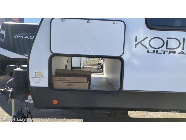 24 Dutchmen Kodiak Ultra-Lite 296BHSL - New Travel Trailer For Sale by Lazydays RV of St George in Saint George, Utah