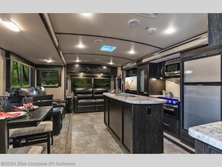 Used 2019 Grand Design Imagine 2970rl available in Anderson, California