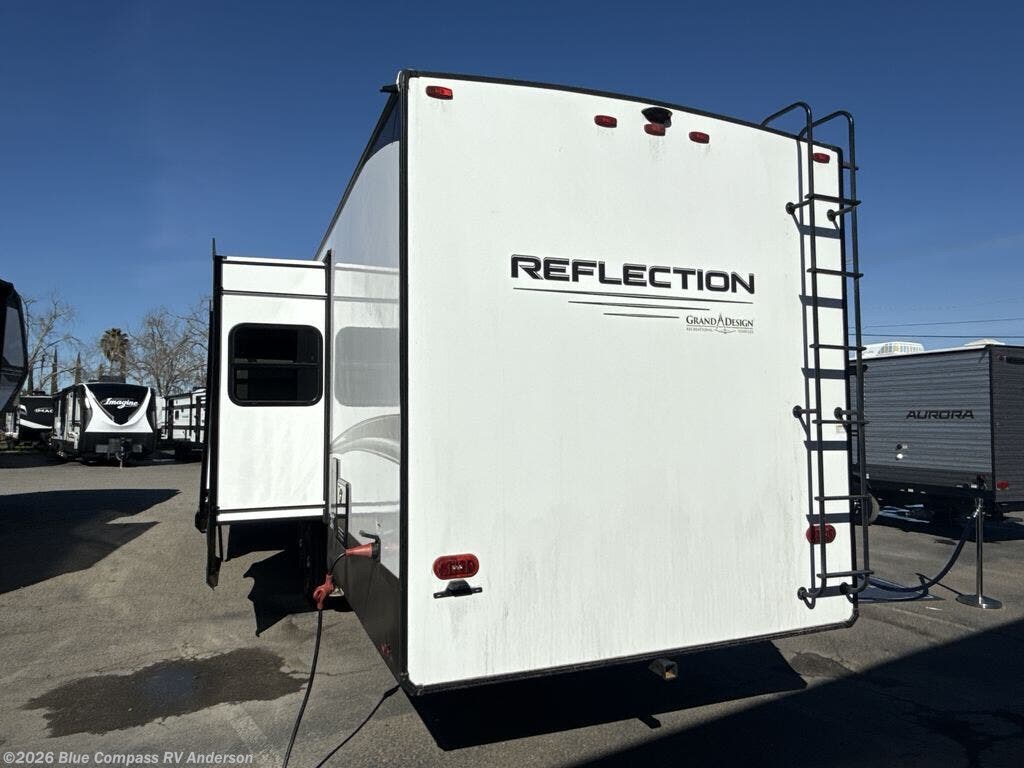 New 2025 Grand Design Reflection 322FKTS available in Anderson, California
