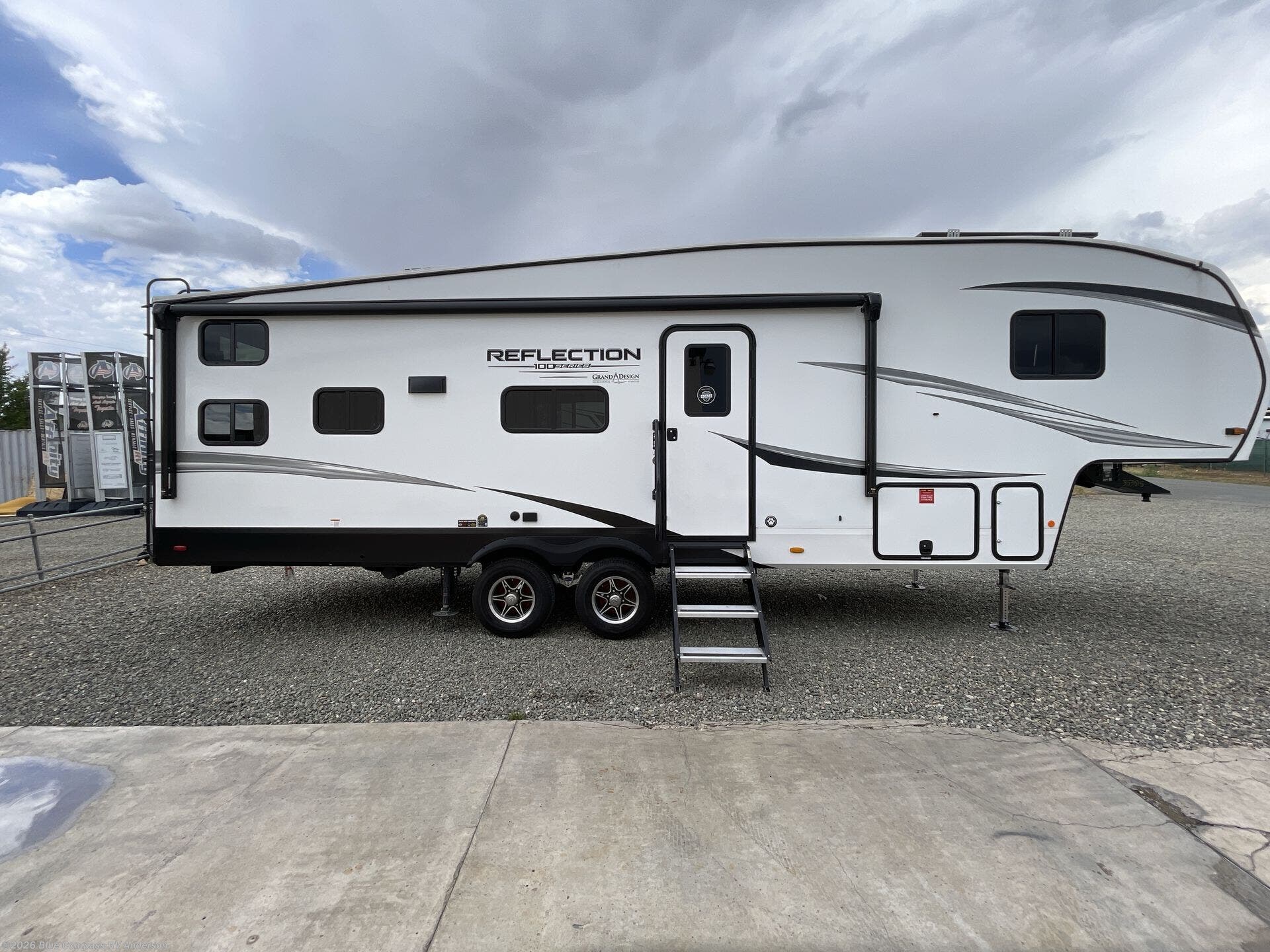 New 2025 Grand Design Reflection 100 Series 27BH available in Anderson, California