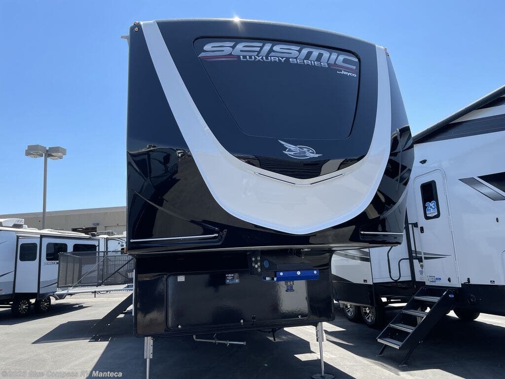 2024 Jayco Seismic Luxury Series 4113 RV for Sale in Manteca, CA 95336 ...