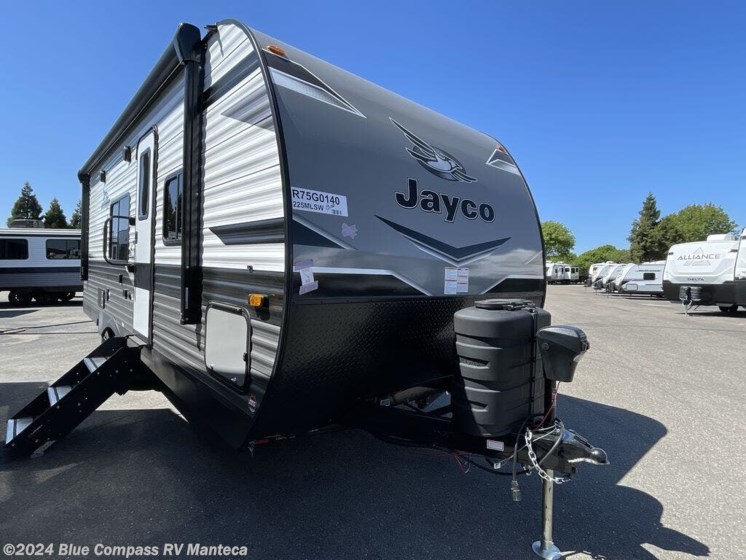 New 2024 Jayco Jay Flight 225MLSW available in Manteca, California