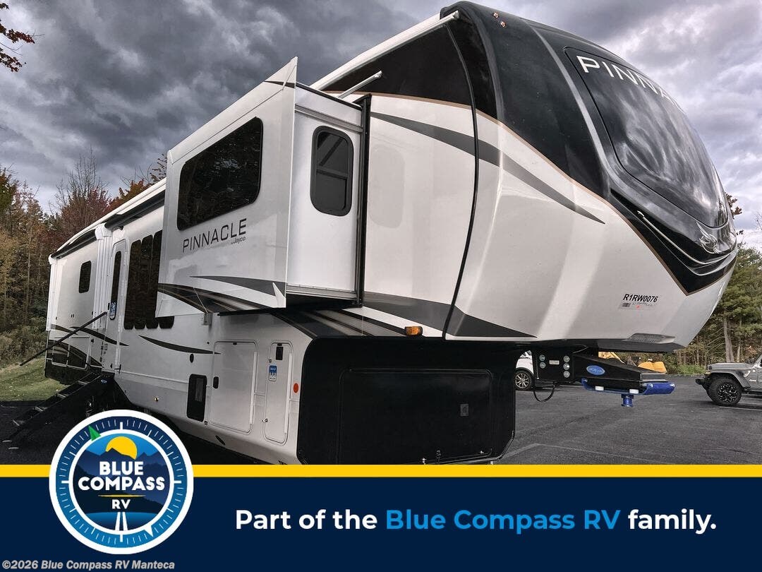 2025 Jayco Pinnacle 38FLGS RV for Sale in Manteca, CA 95336 | T92331 ...