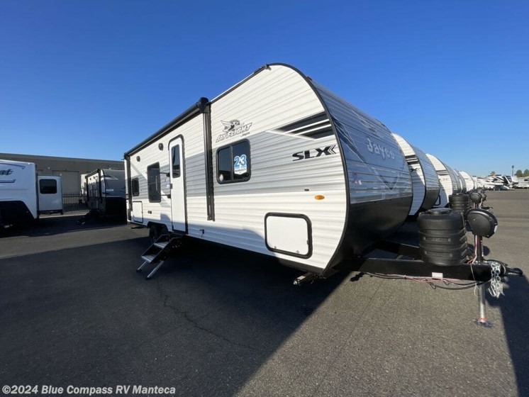 New 2025 Jayco Jay Flight SLX 260BHW available in Manteca, California