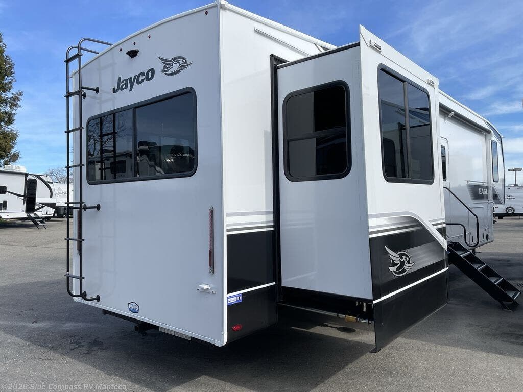 New 2025 Jayco Eagle 335RDOK available in Manteca, California