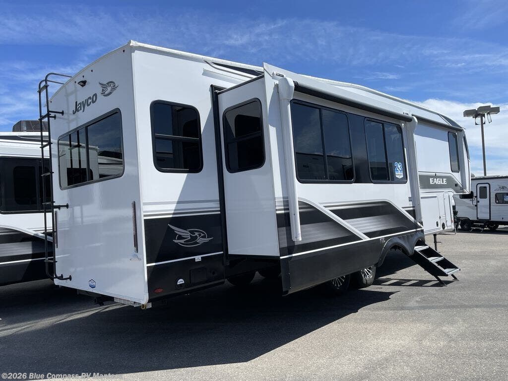 New 2025 Jayco Eagle 321RSTS available in Manteca, California