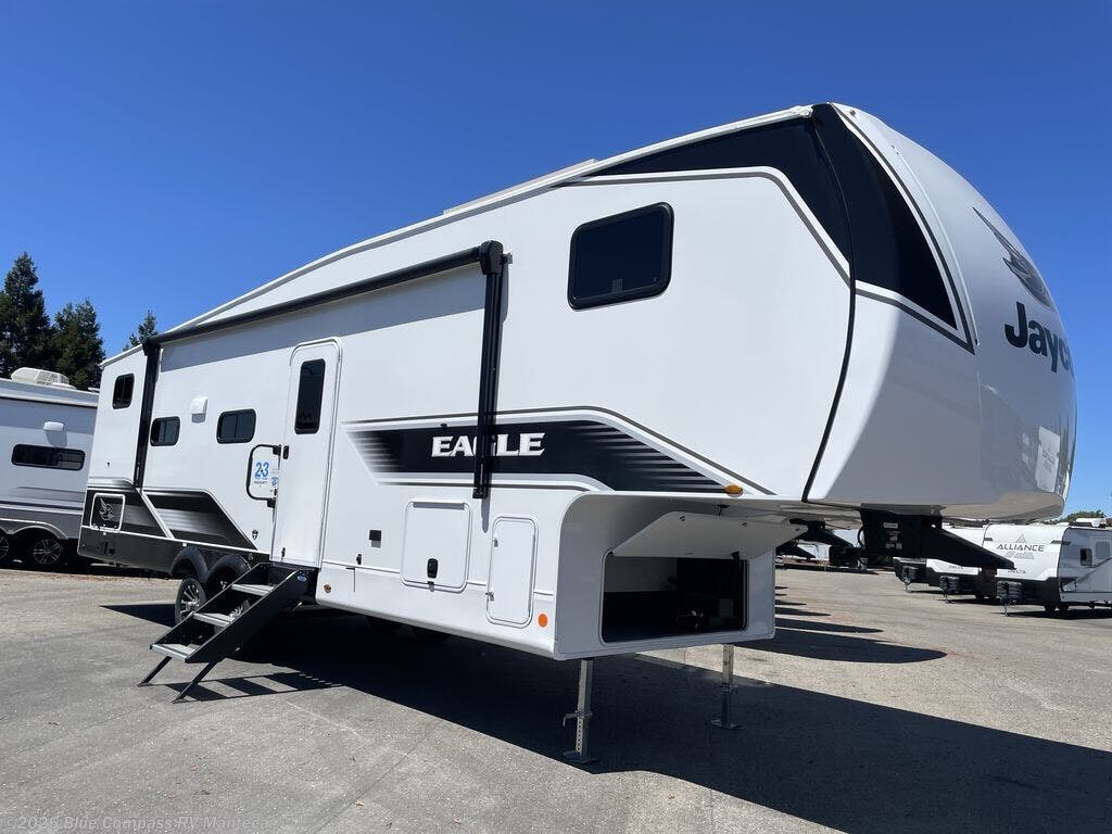 New 2026 Jayco Eagle SLE 28BHU available in Manteca, California