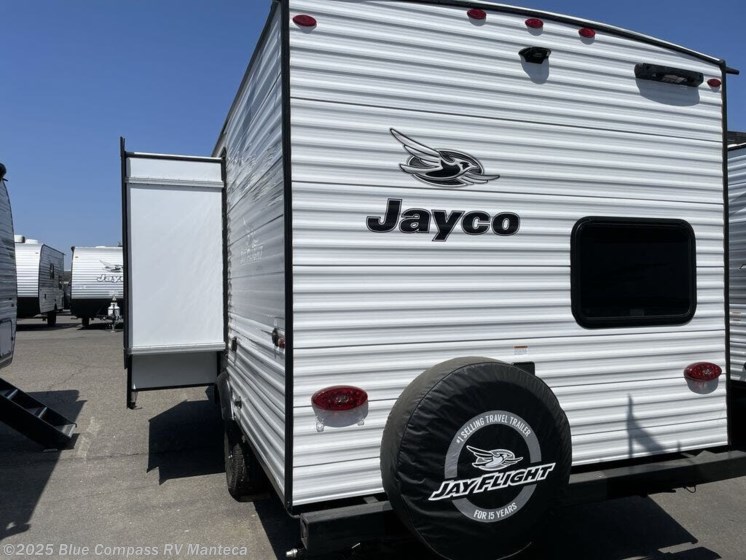 New 2026 Jayco Jay Flight SLX 197MBW available in Manteca, California