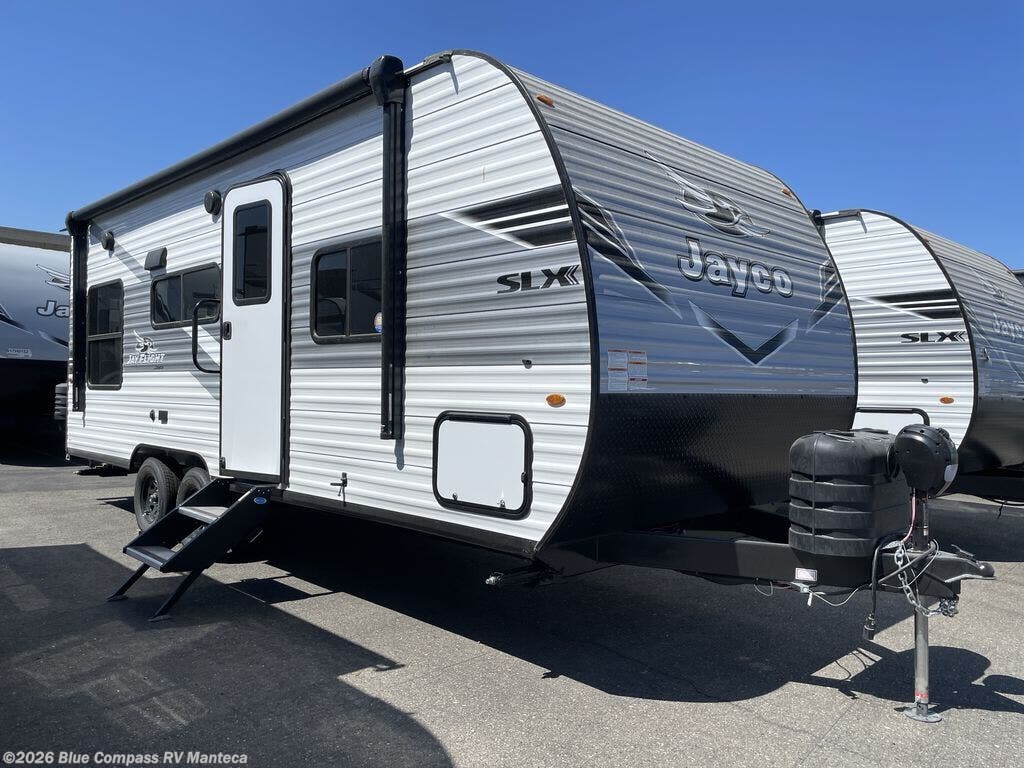 New 2026 Jayco Jay Flight SLX 210QBW available in Manteca, California