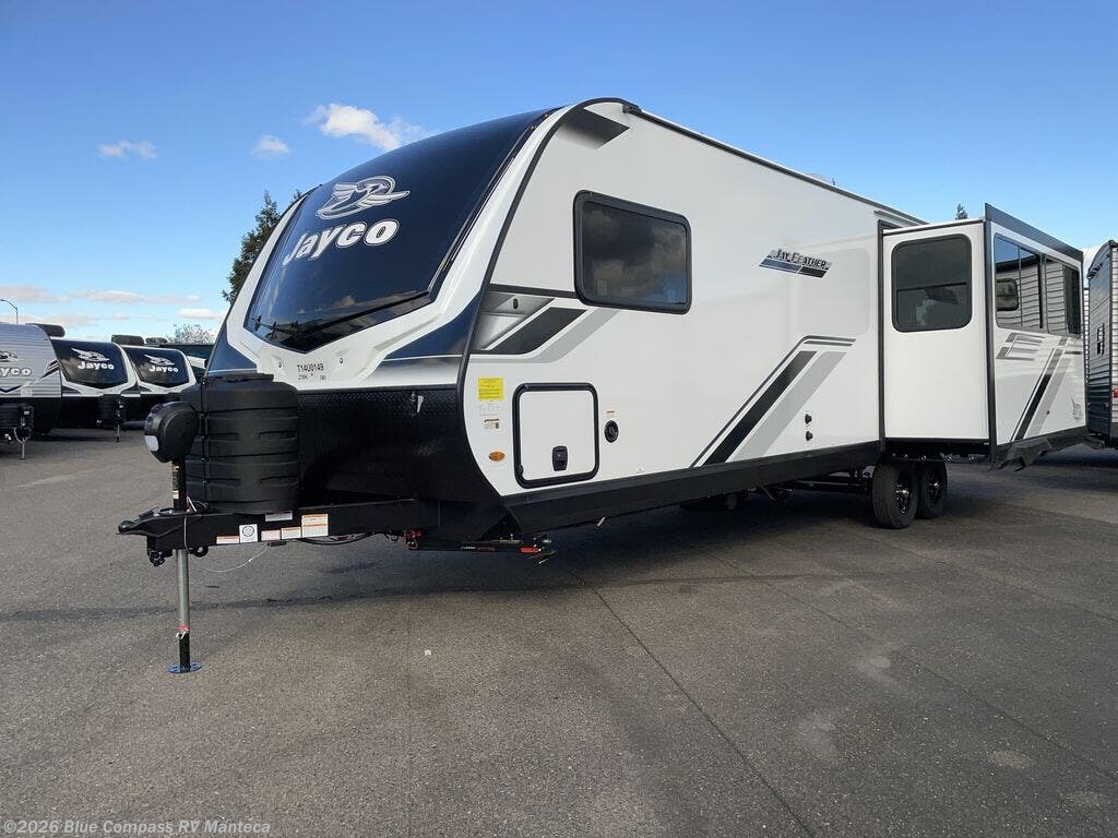 New 2026 Jayco Jay Feather 27MK available in Manteca, California