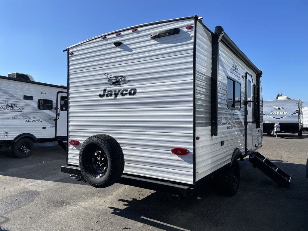 New 2026 Jayco Jay Flight SLX 175FQW available in Manteca, California