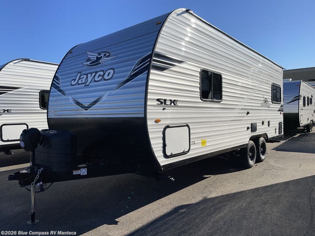 New 2026 Jayco Jay Flight SLX 210QBW available in Manteca, California