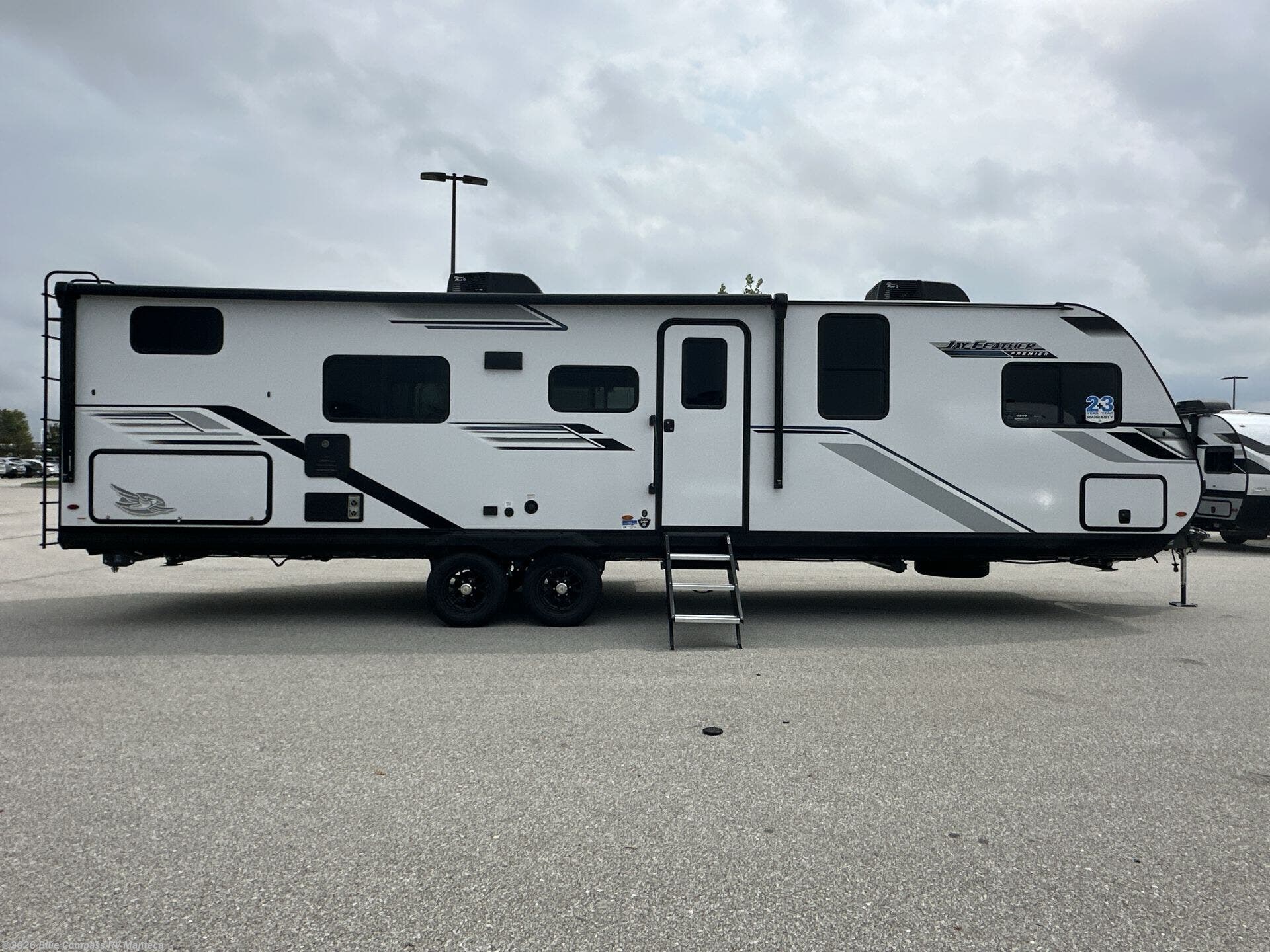 2026 Jay Feather 29QBH by Jayco from Blue Compass RV Manteca in Manteca, California