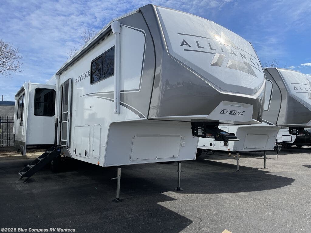 New 2026 Alliance RV Avenue 32RLS available in Manteca, California