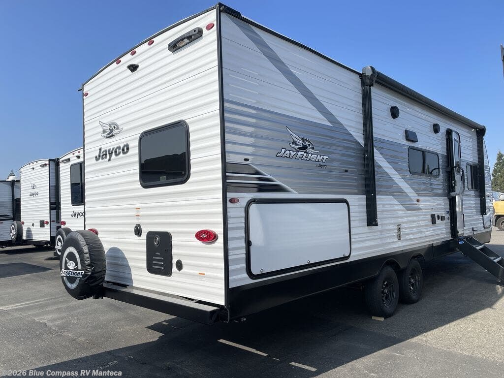 New 2026 Jayco Jay Flight SLX 261BHSW available in Manteca, California