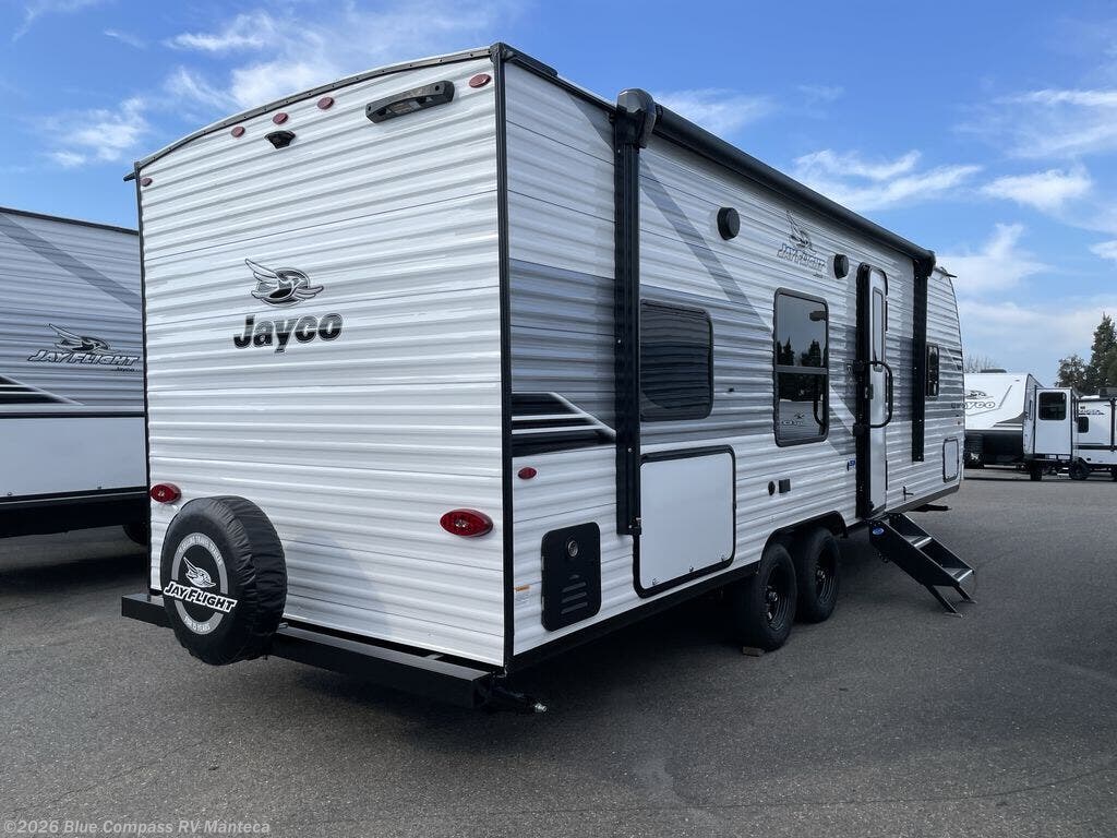 New 2026 Jayco Jay Flight SLX 260BHW available in Manteca, California
