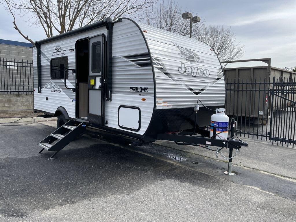 New 2026 Jayco Jay Flight SLX 175FQW available in Manteca, California