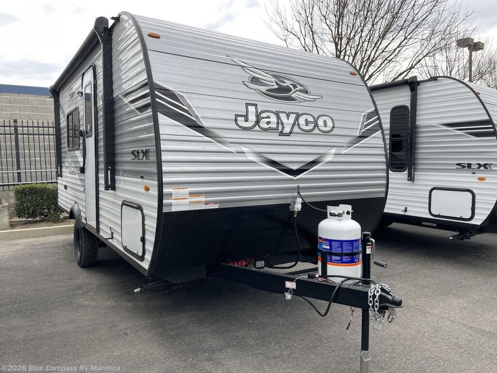 New 2026 Jayco Jay Flight SLX 175FQW available in Manteca, California