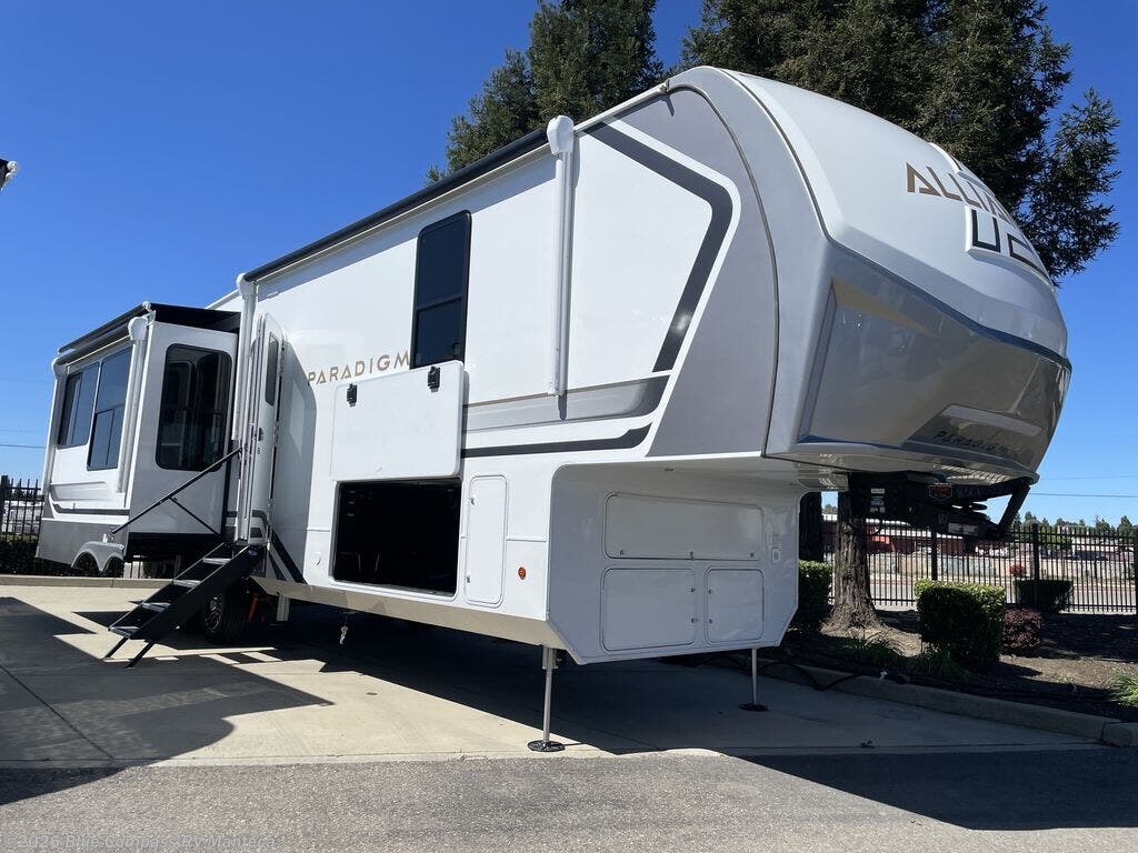 New 2026 Alliance RV Paradigm 340RL available in Manteca, California