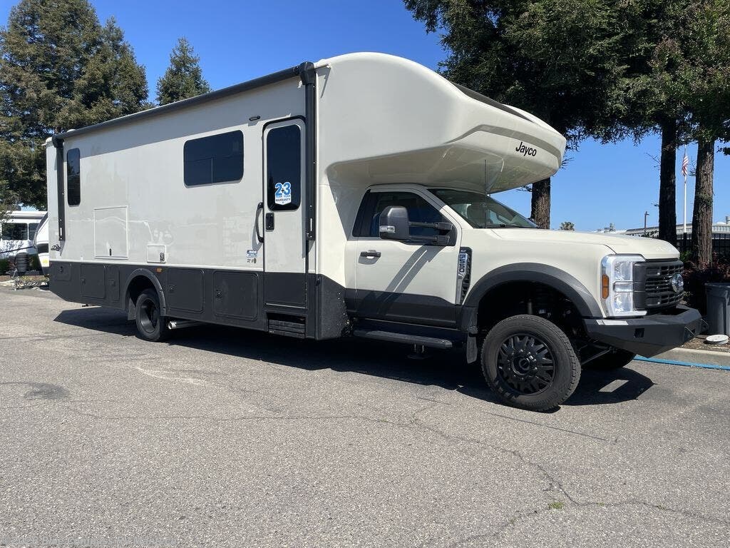 New 2026 Thor Motor Coach Resonate 29D available in Manteca, California