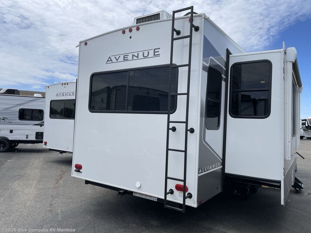 2026 Avenue 32RLS by Alliance RV from Blue Compass RV Manteca in Manteca, California