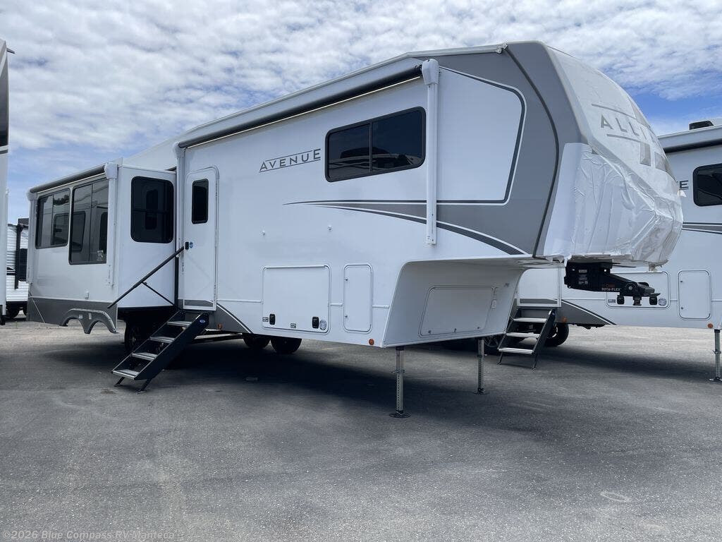 New 2026 Alliance RV Avenue 32RLS available in Manteca, California