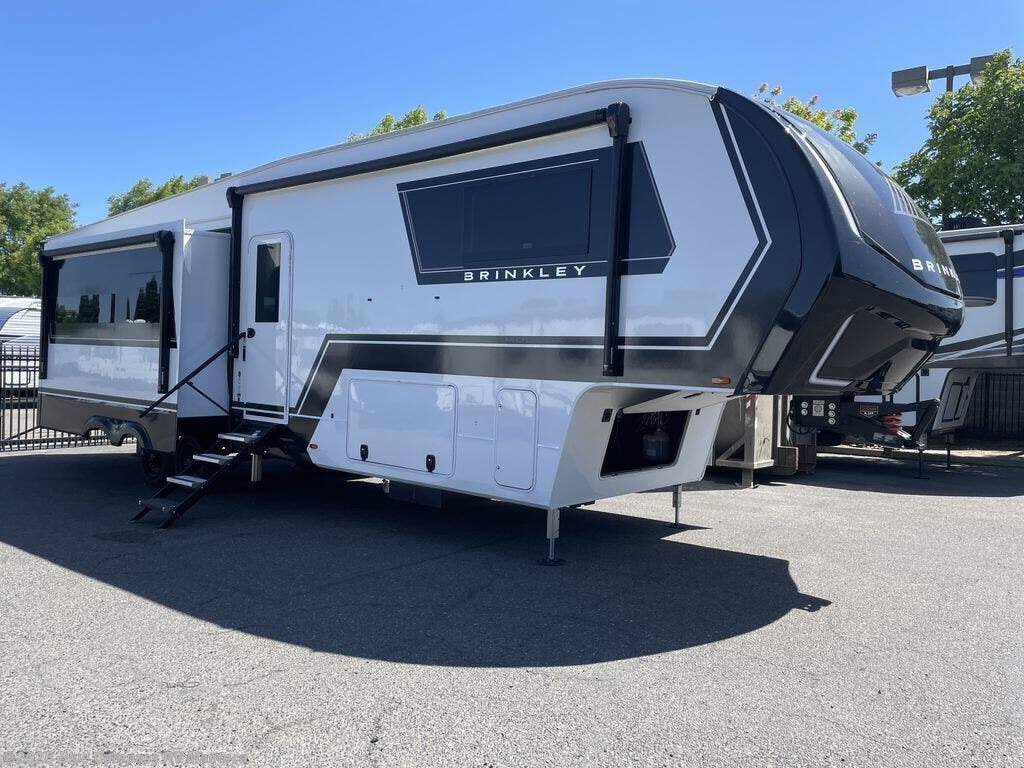 Used 2025 Brinkley RV Model Z 3400 available in Manteca, California