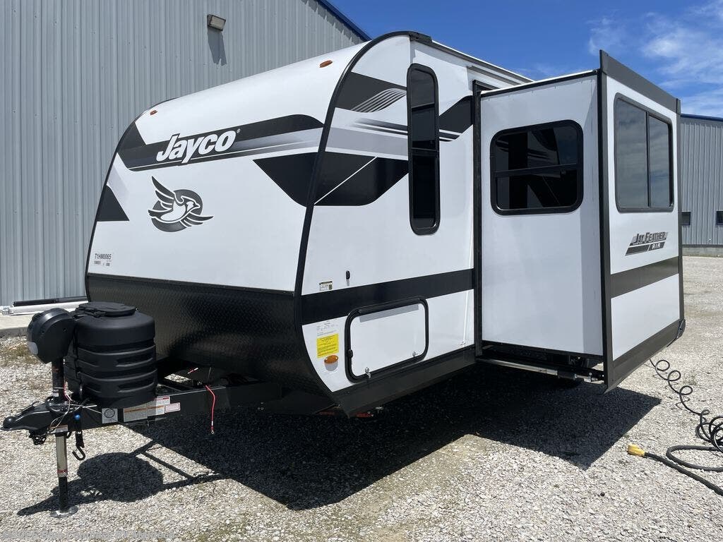 2026 Jay Feather Air 19MBS by Jayco from Blue Compass RV Manteca in Manteca, California
