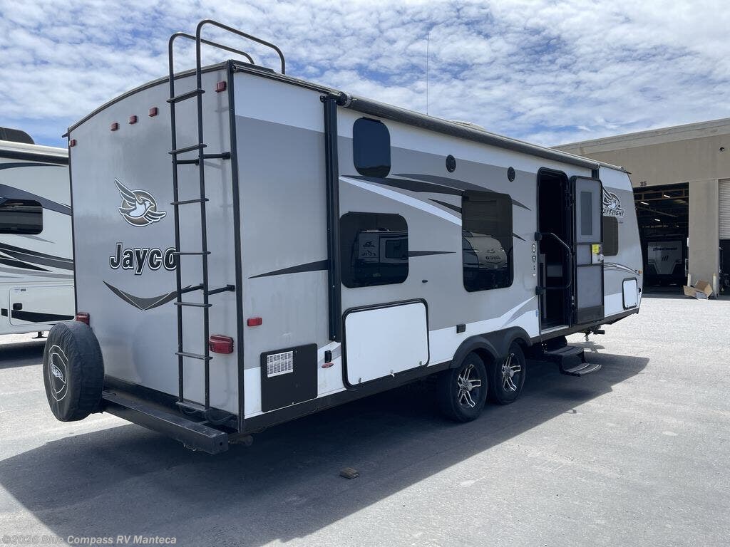 2017 Jay Flight 26BH by Jayco from Blue Compass RV Manteca in Manteca, California
