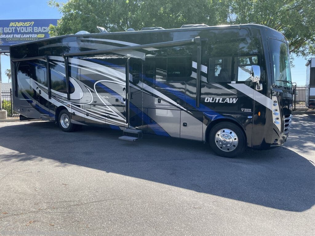 Used 2022 Thor Motor Coach Outlaw 38KB available in Manteca, California