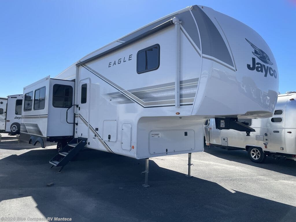 New 2027 Jayco Eagle SLE 30RLT available in Manteca, California