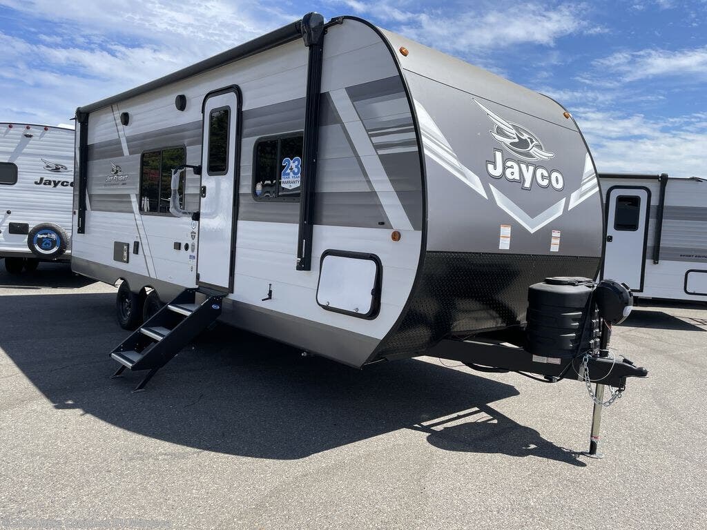New 2027 Jayco Jay Flight 225MLSW available in Manteca, California