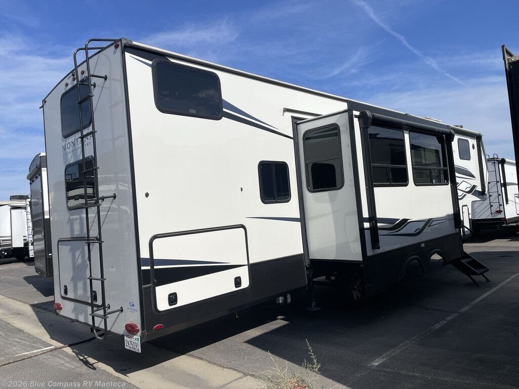 2024 Montana High Country 351BH by Keystone from Blue Compass RV Manteca in Manteca, California