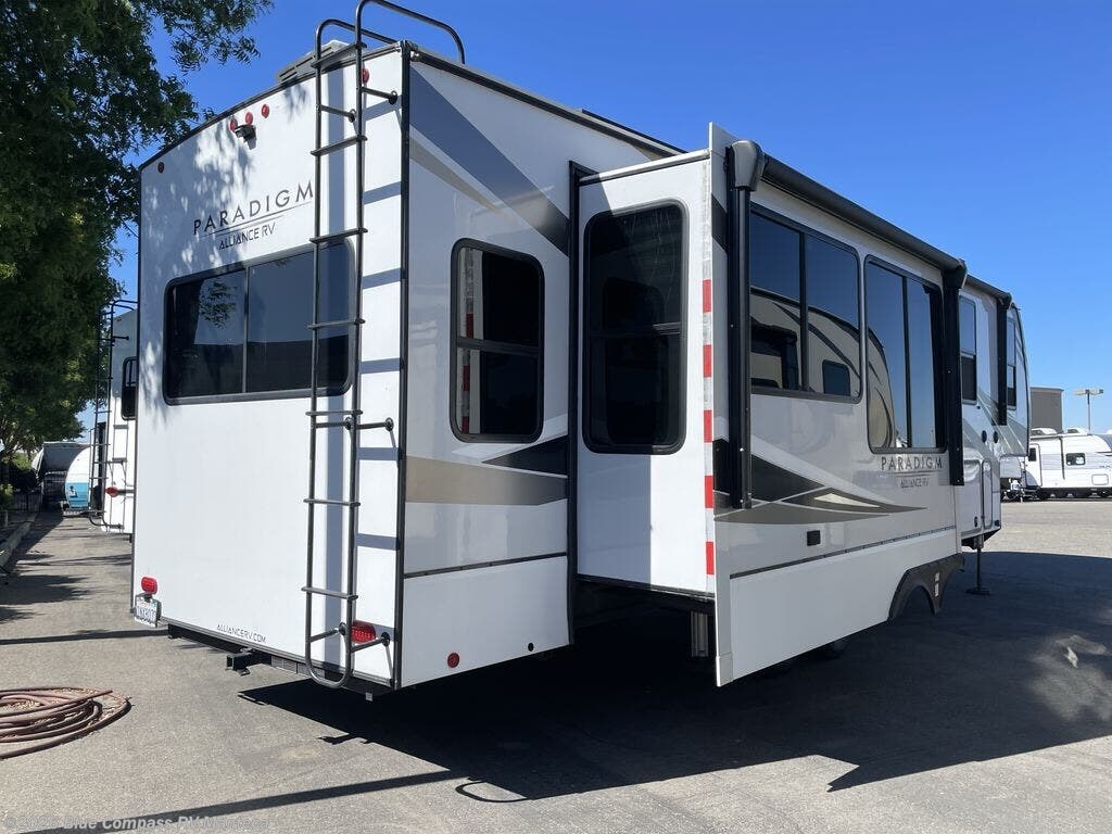 2022 Paradigm 340RL by Alliance RV from Blue Compass RV Manteca in Manteca, California