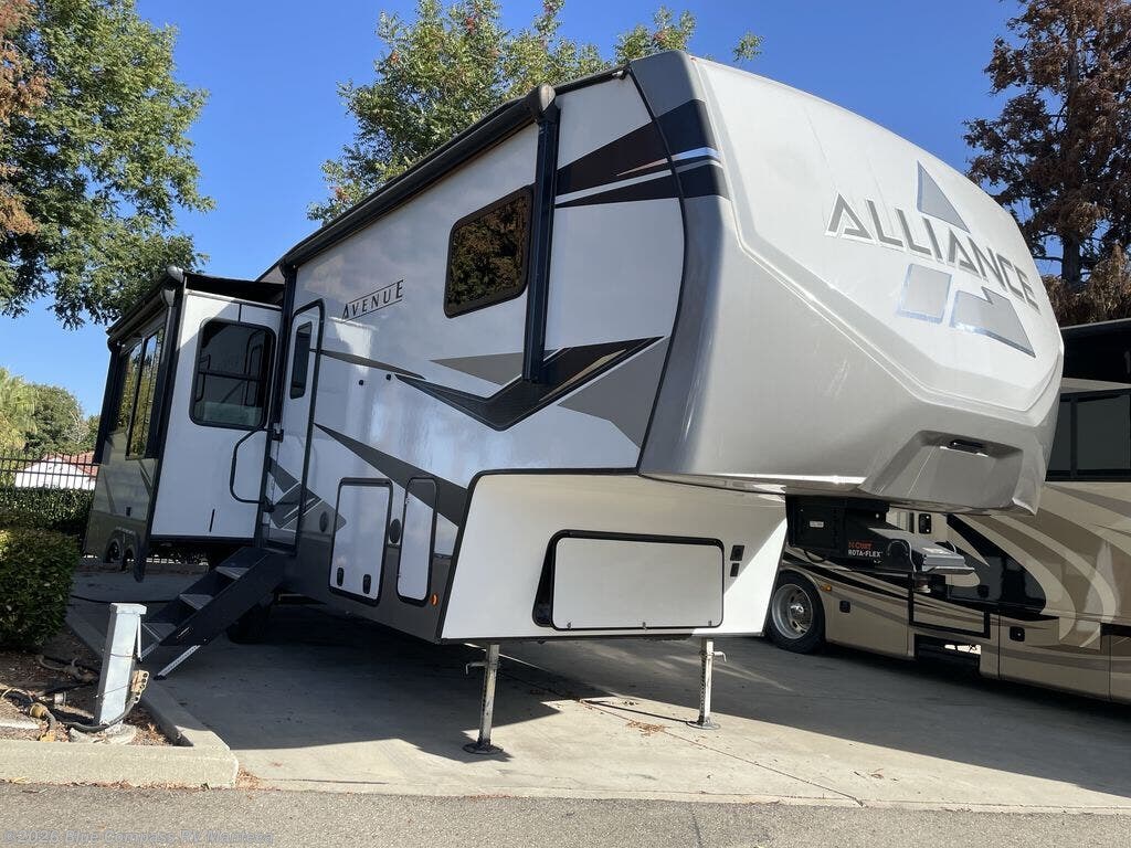 Used 2022 Alliance RV Avenue 30RLS available in Manteca, California