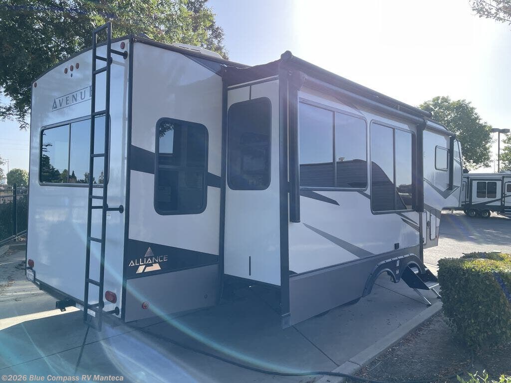 2022 Avenue 30RLS by Alliance RV from Blue Compass RV Manteca in Manteca, California