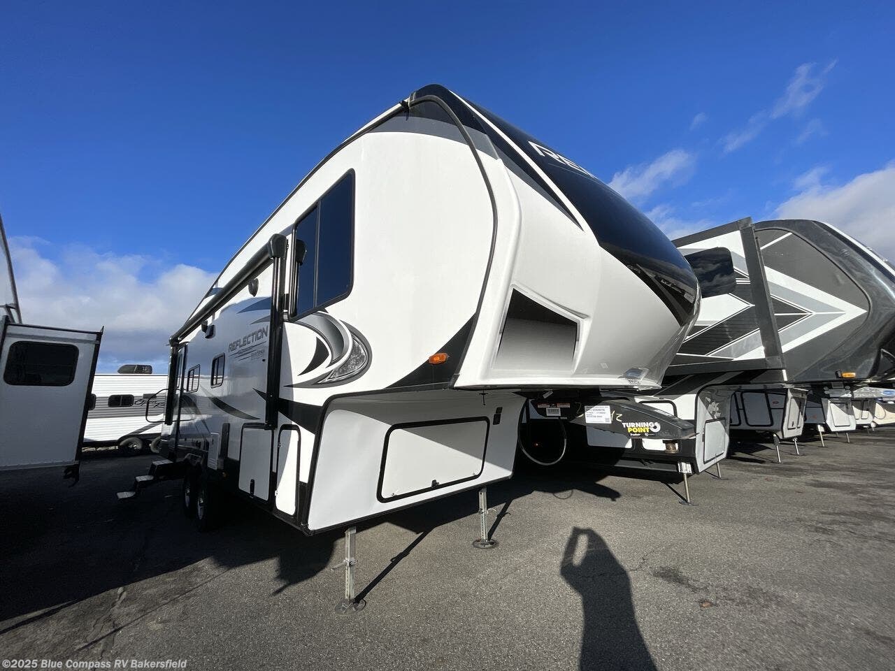 2022 Reflection 150 Series 260RD by Grand Design from Blue Compass RV Bakersfield in Bakersfield, California