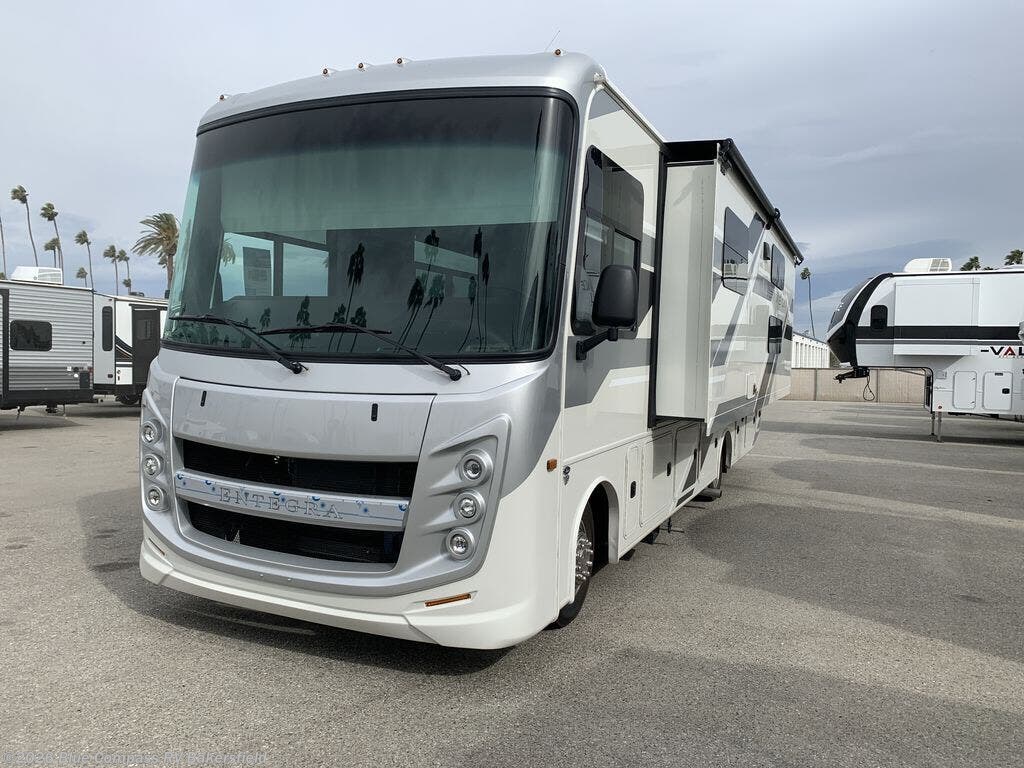 New 2026 Entegra Coach Vision 29F available in Bakersfield, California