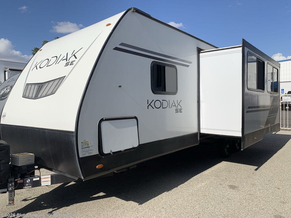 Used 2022 Dutchmen Kodiak SE 27SBH available in Bakersfield, California
