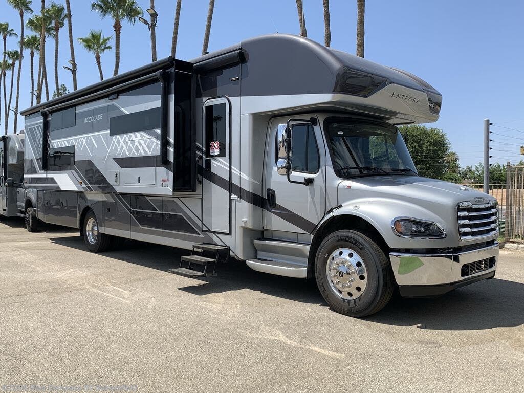 New 2026 Entegra Coach Accolade 37L available in Bakersfield, California