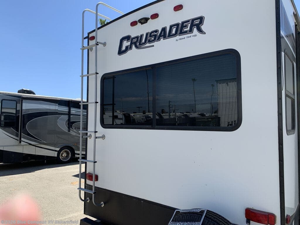 2019 Crusader 315RSK by Prime Time from Blue Compass RV Bakersfield in Bakersfield, California