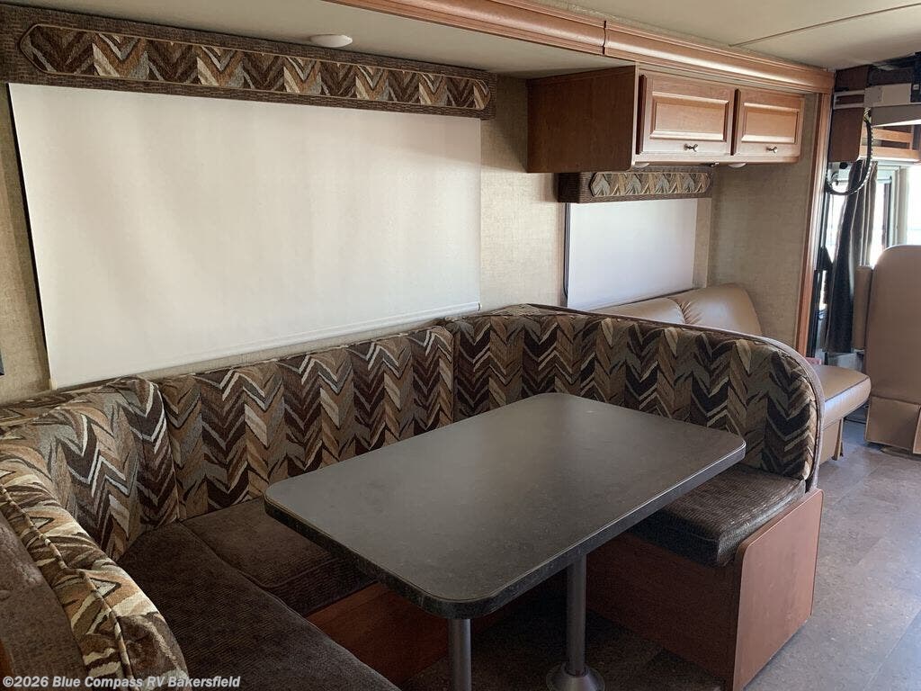2017 Sunstar 31KE by Winnebago from Blue Compass RV Bakersfield in Bakersfield, California