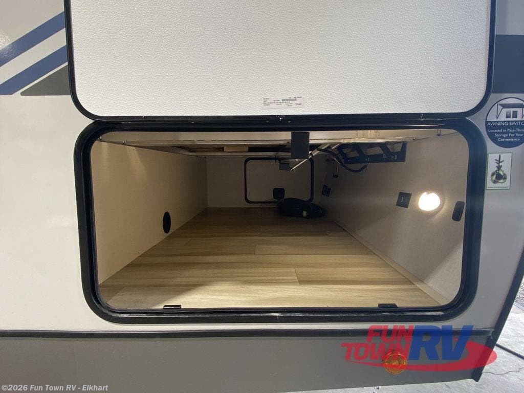 2026 Salem Hemisphere Hyper-Lyte 25RBHL by Forest River from Fun Town RV - Elkhart in Elkhart, Indiana