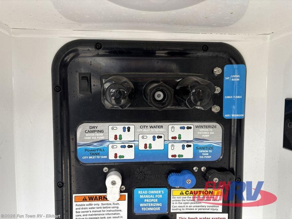 2017 Solitude 379FLS by Grand Design from Fun Town RV - Elkhart in Elkhart, Indiana