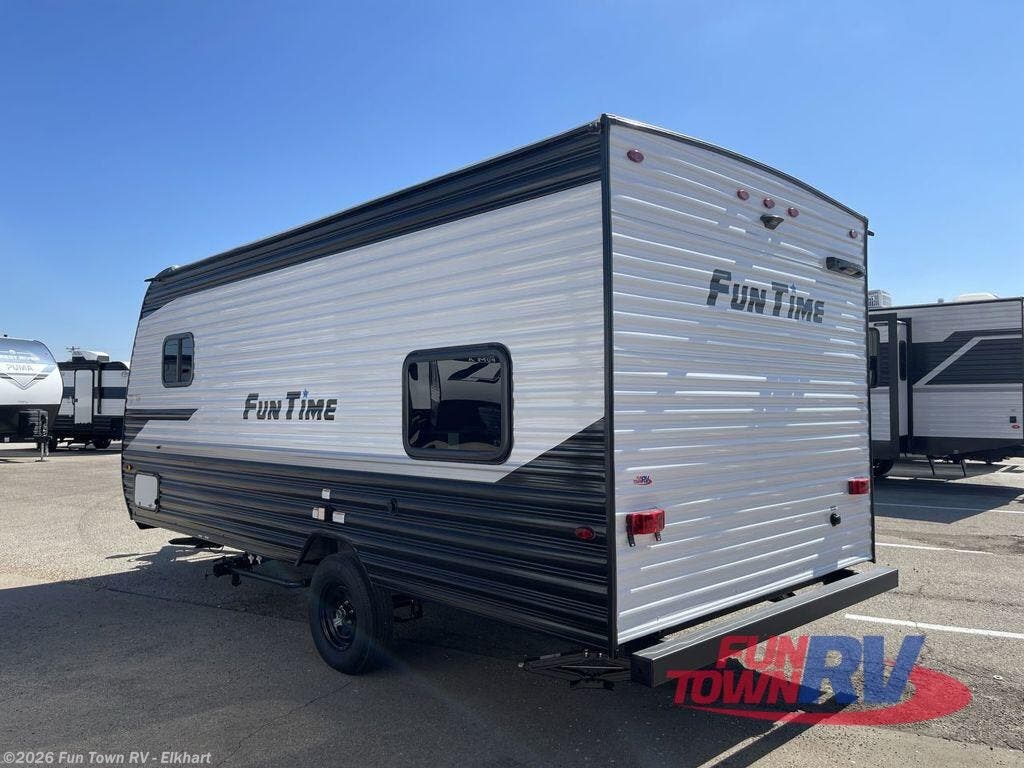 New 2026 CrossRoads Fun Time 185BH available in Elkhart, Indiana