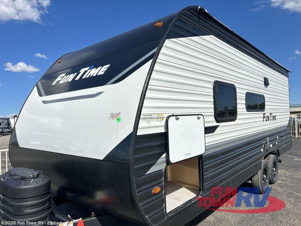 2026 CrossRoads Fun Time 195RB RV for Sale in Elkhart, IN 46517 ...