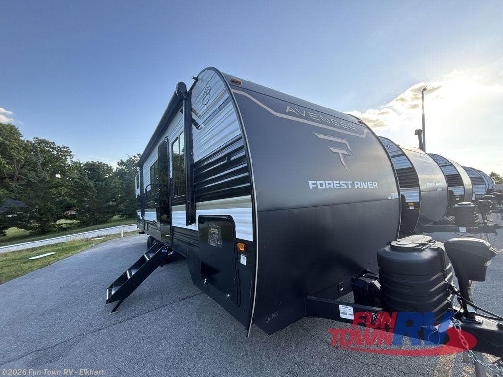 2026 Avenger 26DBS by Prime Time from Fun Town RV - Elkhart in Elkhart, Indiana