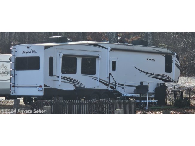 2021 Jayco Eagle Fifth Wheels - Used Fifth Wheel For Sale by Nicole in Comstock Park, Michigan