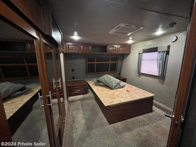 2013 Keystone Fuzion 310 - Used Fifth Wheel For Sale by Taylor in Bellville, Texas