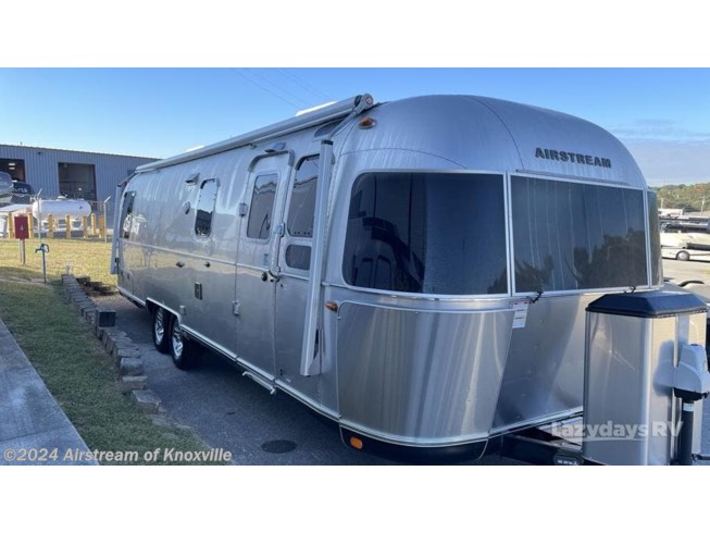 Used 2017 Airstream Classic 30 available in Knoxville, Tennessee